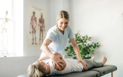 Shoulder-treatment-wall-frame-min