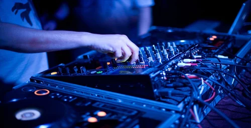 advanced-dj-course-500x500