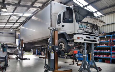 Truck Repairng